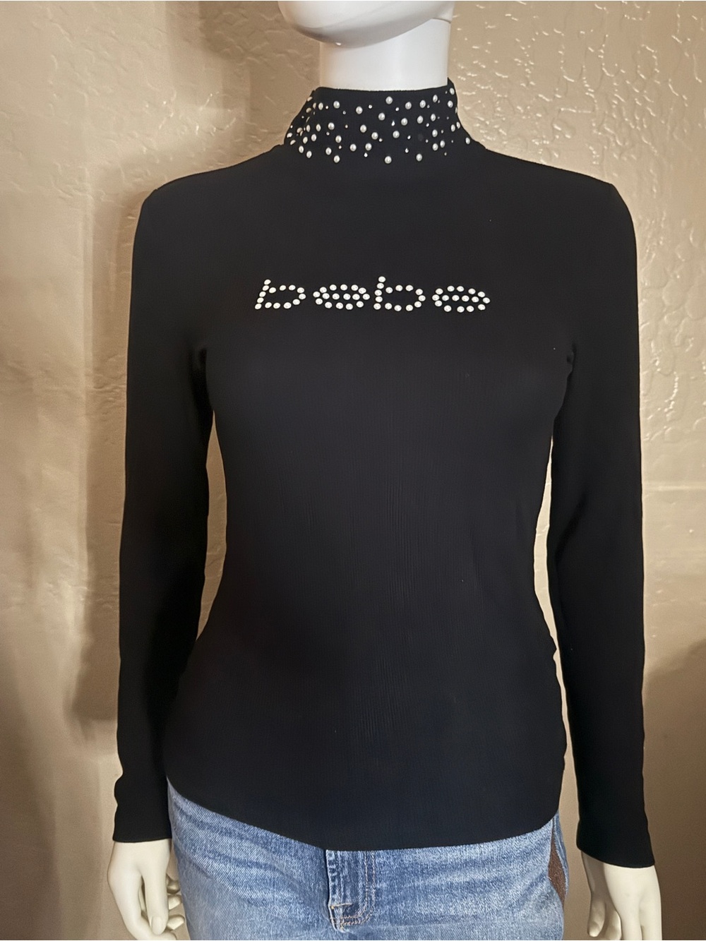 Bebé black pearls long sleeve top